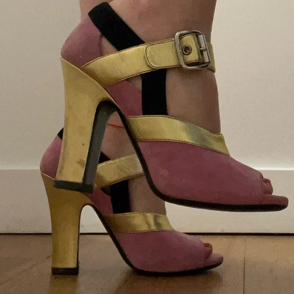 Miu Miu Pink and Gold Heels used size 39 Euro from 2013 Collection - Picture 9 of 16